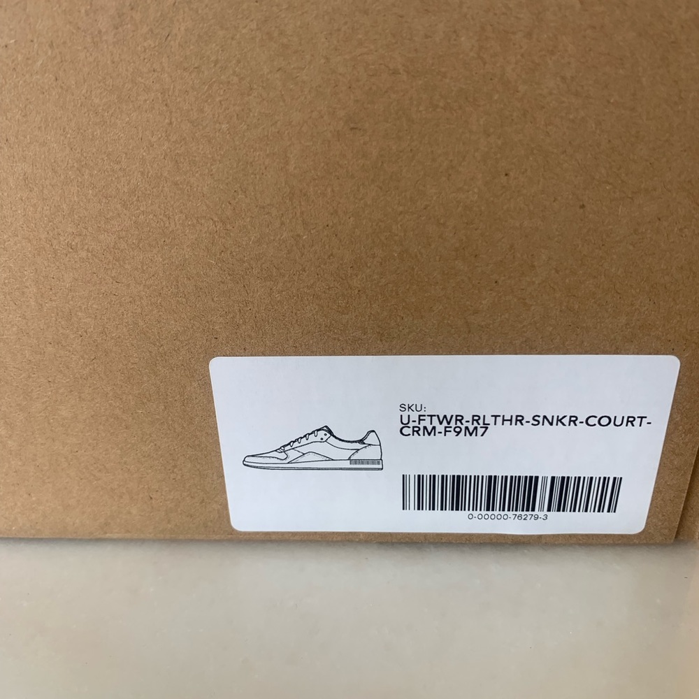 NIB EVERLANE ReLeather Court Sneakers in Off White Unisex - Women’s 9/ Men’s 7 - Picture 13 of 15